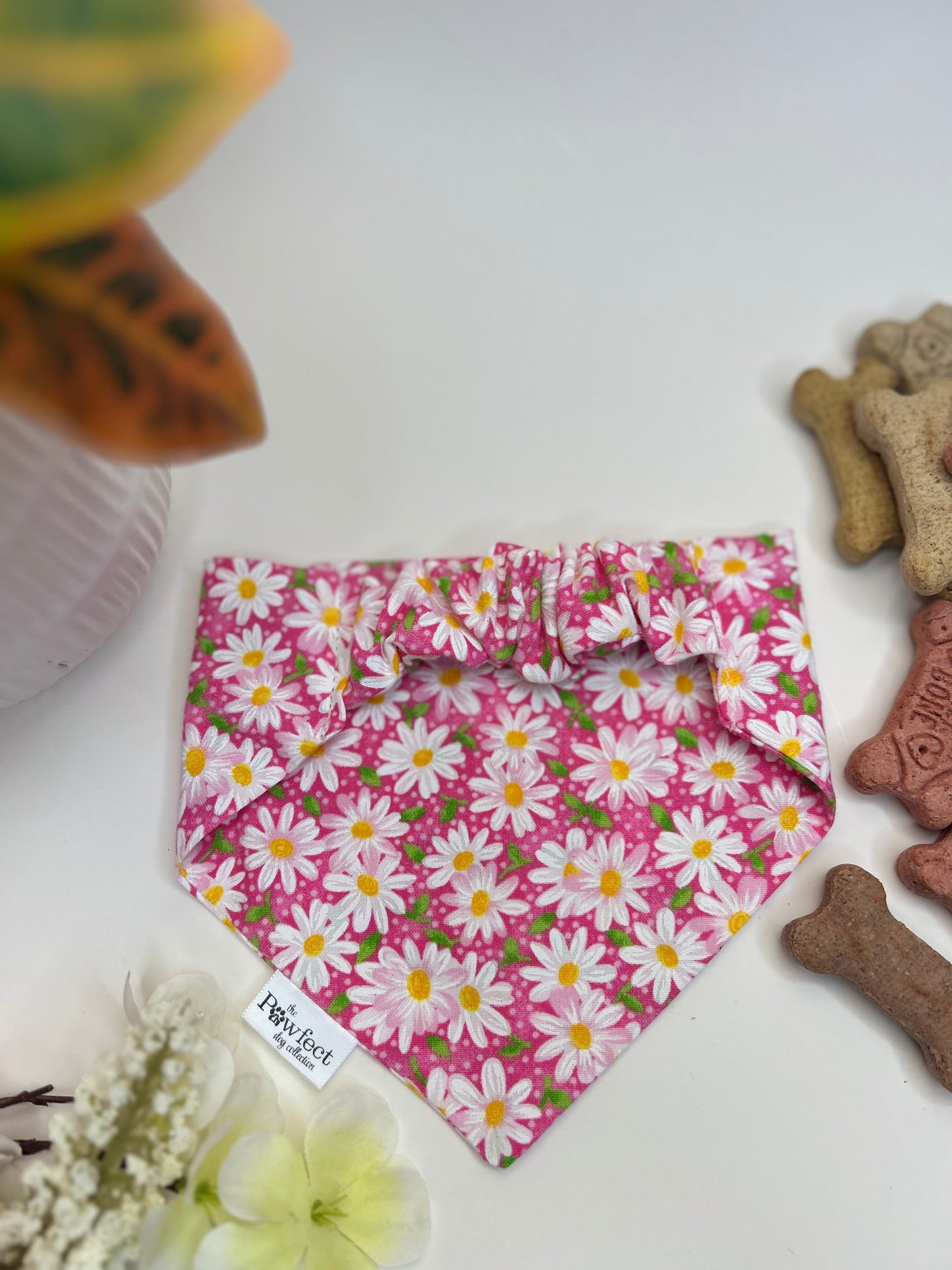 Pink Daisy Bloom Bandana
